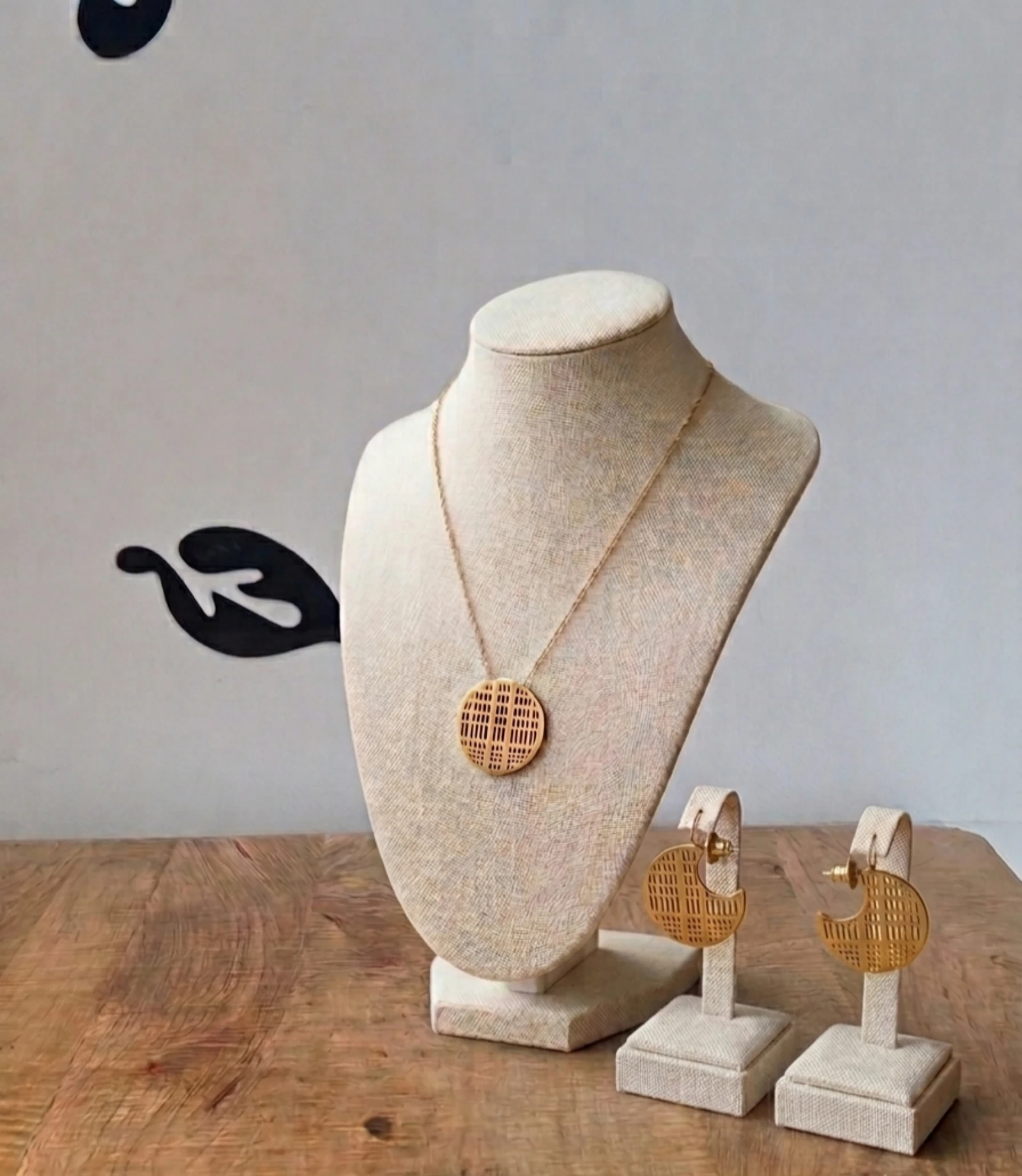 Parure de joyas Victoria - Collar y pendientes geométricos (Acero inoxidable) – photo 13